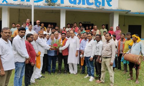 कांग्रेस कार्यालय में हुआ मिलन समारोह  आयोजन