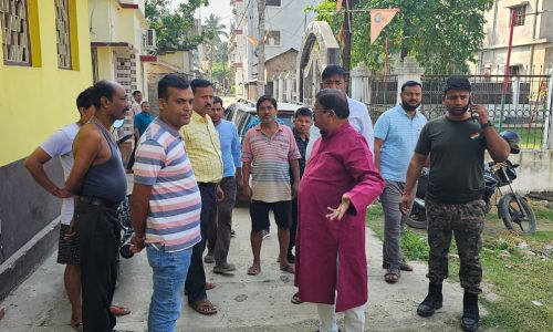 विधान पार्षद ने सड़कों का किया निरीक्षण