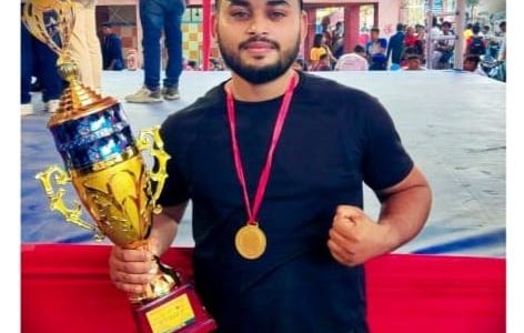 कटिहार के अक्षय नेशनल बॉक्सिंग में भाग लेने के लिए शिलांग रवाना – बबन झा ।