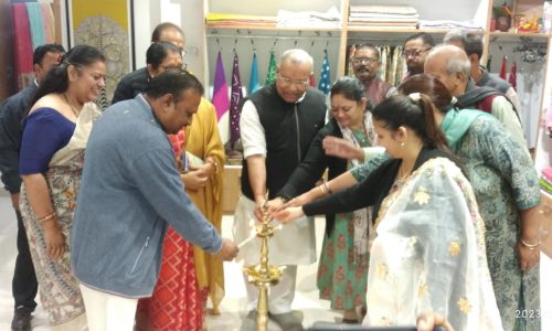 रूट्स टेल का पुर्व उप मुख्यमंत्री ने किया उद्घाटन