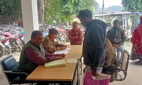 भूमि विवाद निष्पादन को ले जनता दरबार का आयोजन