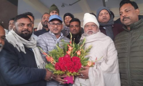 ग्रामीण विकास मंत्री कटिहार पहुंचे जदयू के नेताओं ने किया भव्य स्वागत