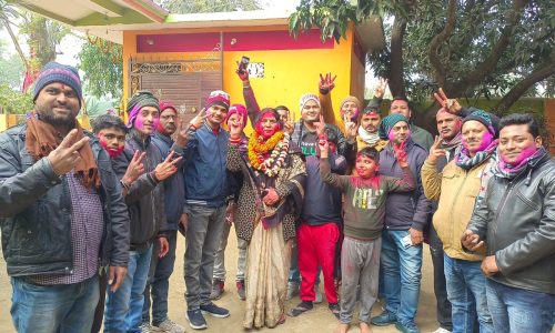 हसनगंज प्रमुख पर लाया गया अविश्वास प्रस्ताव हुआ खारिज, नीलू देवी बनी पुनः प्रखंड प्रमुख ।