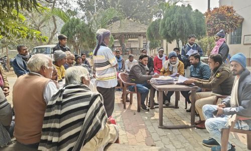 जनता दरबार मे पहुँचे तीन मामलों में एक का हुआ निष्पादन ।
