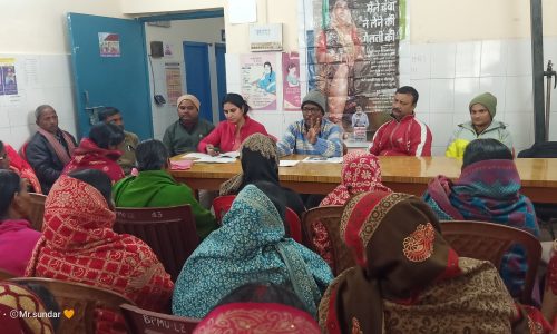 आशा कर्मियों को दिया गया प्रशिक्षण।