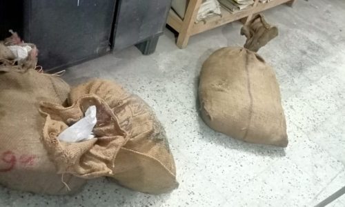 92 लीटर देशी शराब पकड़ी गई