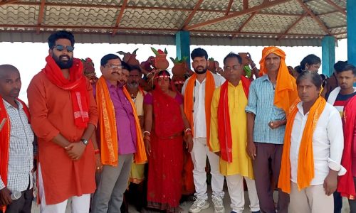 108 कन्याओं के साथ कलश शोभायात्रा निकाली गई