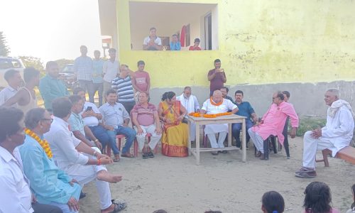 पूर्व उप-मुख्यमंत्री ने नवनिर्मित विद्यालय भवन का किया उद्घाटन।