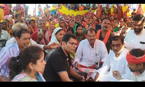 कार्यपालक दंडाधिकारी के आश्वासन पर लगातार 12 वें दिन अनिश्चितकालीन  धरना प्रदर्शन भारतीय कम्युनिस्ट पार्टी द्वारा आयोजित समाप्त हुआ।