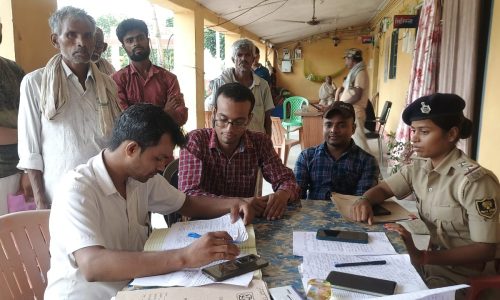 शनिवारीय जनता दरबार में चार मामला का ऑन द स्पॉट निष्पादन।