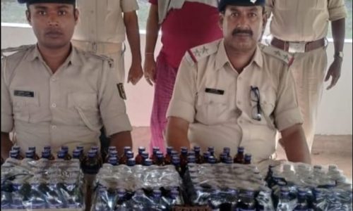 बरारी मे मेडिकल स्टोर मालिक के घर से प्रतिबंधित सिरप व टेबलेट बरामद भेजा जेल