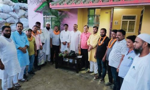 दर्जनों लोग जदयू की सदस्यता ग्रहण की।