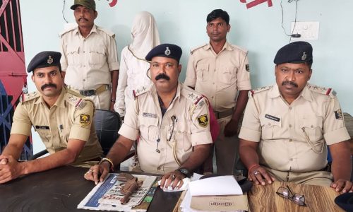 अमदाबाद पुलिस ने एक अपराधी को देशी कट्टा के साथ दबोचा