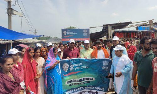 स्वच्छता ही सेवा अभियान के तहत मनिहारी में सफाई अभियान, लोगों को किया गया जागरूक।