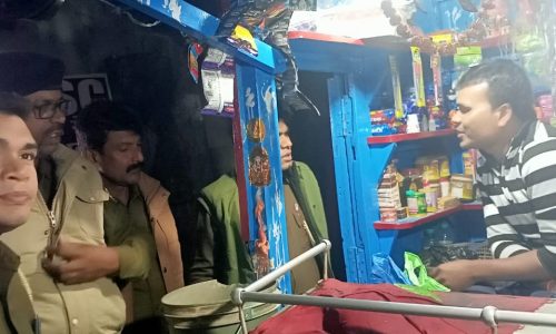 ओपरेशन क्लिन के तहत् मनिहारी थाना क्षेत्र से 256 ग्राम गांजा बरामद, विक्रेता गिरफ्तार।