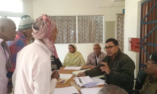 जनता दरबार में भूमि विवाद के पुराने व नये कुल नो मामलों का हुआ निष्पादन।