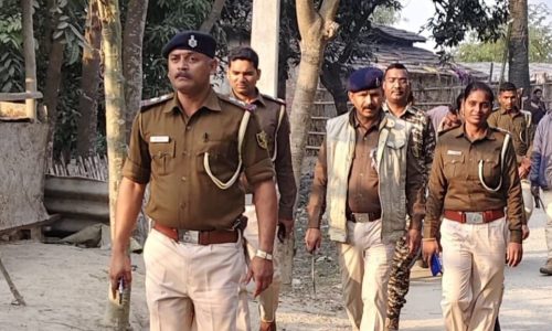 मनिहारी पुलिस की ताबड़तोड़ कार्रवाई, हजारों लीटर अर्धनिर्मित देशी शराब नष्ट किए गए