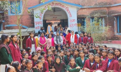कस्तूरबा गांधी बालिका विद्यालय छात्रावास बठेली में संविधान गौरव अभियान