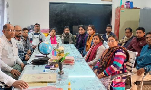 उत्क्रमित उच्च माध्यमिक विद्यालय उनासो पंचगाछी में सरस्वती पूजा को लेकर बैठक