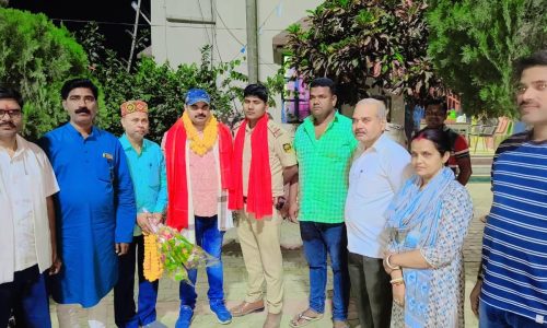 डंडखोरा थाना के पूर्व थानाध्यक्ष मुकेश कुमार को दिया विदाई