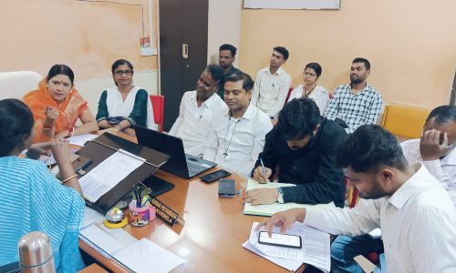 महिला संवाद कार्यक्रम हेतु अनुश्रवण समिति की बैठक आयोजित ।