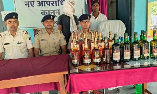 25 लीटर विदेशी शराब के साथ एक तस्कर  गिरफ्तार ।