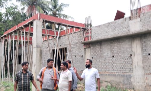 डेढ़ करोड़ की लागत से बन रहा अशोक सम्राट भवन दो साल से अधूरा, जनता में आक्रोश