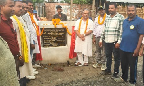 पूर्व उप मुख्यमंत्री ने करोड़ों रुपये की लागत से सड़कों का किया अनावरण