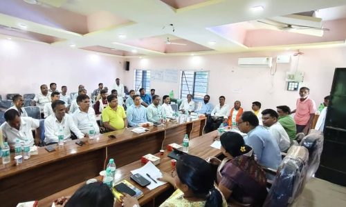 बाढ़ से पूर्व तैयारियों को लेकर समीक्षा बैठक का हुआ आयोजन