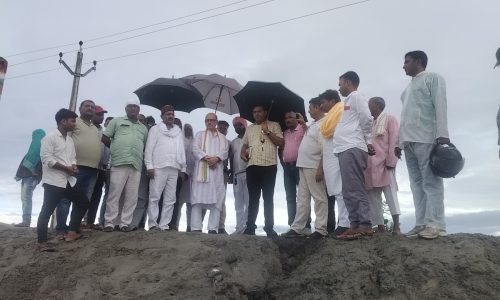 सांसद तारिक अनवर ने बरारी के विभिन्न क्षेत्र का किया भ्रमण