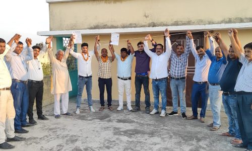 लोजपा (रा०) के पंचायती राज प्रकोष्ठ में कई लोगों को दी गई जिम्मेदारी बैठक में पार्टी की नीति,सिद्धांत और आगामी कार्य योजनाओं पर चर्चा ।