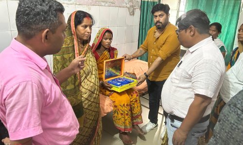 बेहतर स्वास्थ्य सुरक्षा को देखते हुए जननी व बाल स्वास्थ्य कीट का किया वितरण