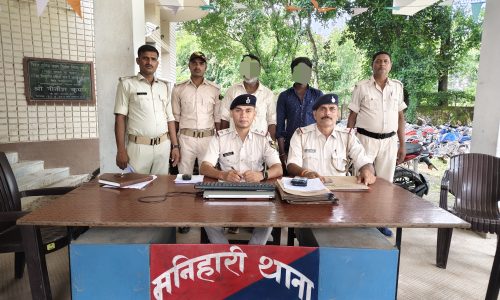 जेई मारपीट कांड का मुख्य आरोपी पुलिस की पकड़ में,एक नशेड़ी भी गिरफ्तार