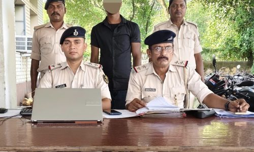 मनिहारी में देशी कट्टा और मोबाइल के साथ युवक गिरफ्तार, भेजा गया जेल