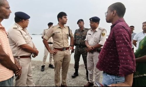 कुर्सेला में सतीश हत्याकांड: जांच को लेकर एसपी शिखर चौधरी पहुंचे कटरिया गांव