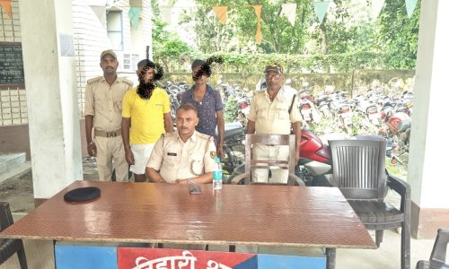 मनिहारी पुलिस द्वारा दो गैरजमानती वारंटी गिरफ्तार कर भेजे गए जेल।
