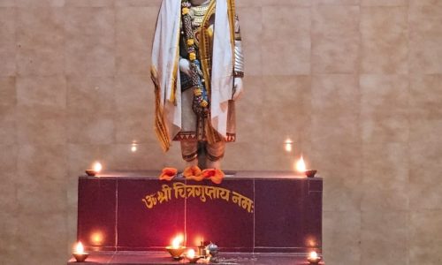 चित्रगुप्त पूजा आज, बुद्धिजीवी वर्ग लेंगे इसमें भागजिले का एकमात्र गौरवशाली संगमरमर की प्रतिमा है यहां स्थापित।