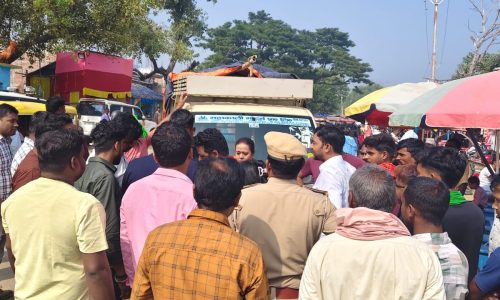 दूसरे चरण के मतदान से पहले मनिहारी में वाहनों की धरपकड़ तेज, प्रशासन सतर्क।