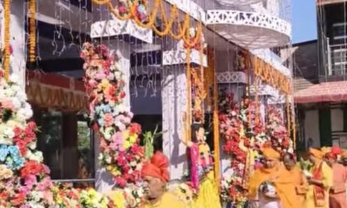 चांदपुर में कार्तिक महोत्सव के तीसरे दिन बड़ी संख्या में भक्त जनों ने किया पुजा अर्चना।