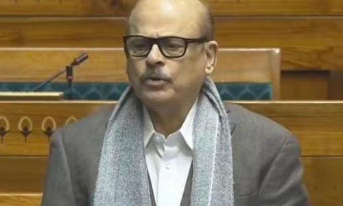 योजनाओं की प्रगति और बिजली आपूर्ति की गुणवत्ता से संबंधित प्रश्न सदन में सांसद ने उठाया