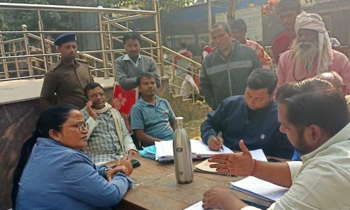 जनता दरबार में तीन मामले का हुआ निष्पादन सीओ अनुपम