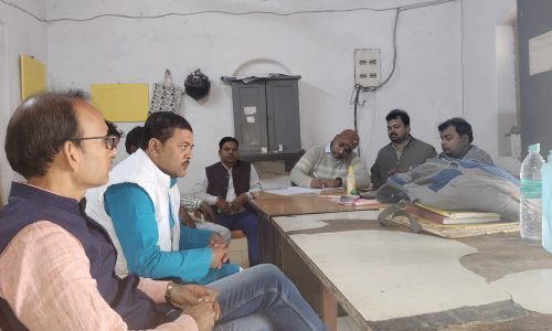 कुरसेला स्टेशन परिसर में स्टेशन सलाहकार समिति की बैठक, कई महत्वपूर्ण मुद्दों पर चर्चा।