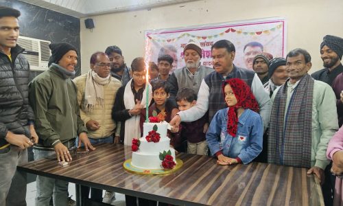 सेवा और संवेदना के साथ मनाया गया सांसद का जन्मदिन, मदरसा के सैकड़ों बच्चों में बांटे गए कंबल