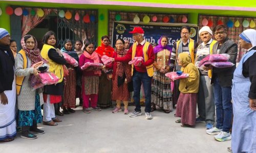 लायंस क्लब ने 36 लोगो के बीच सामग्री का किया वितरण