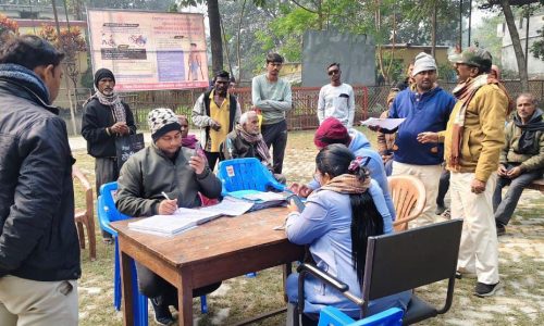 कुरसेला अंचल में जनता दरबार आयोजित, तीन मामलों का निष्पादन सीओ अनुपम