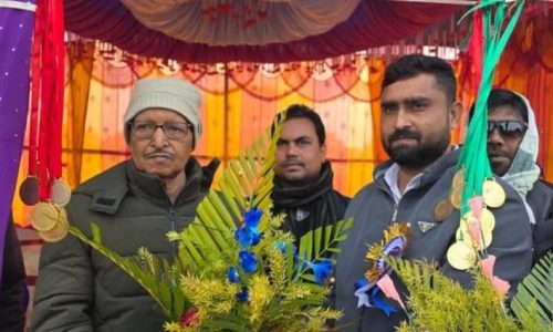 16 दिवसीय क्रिकेट टूर्नामेंट का समापन, शब्बीर इलेवन बैदा बनी चैंपियन