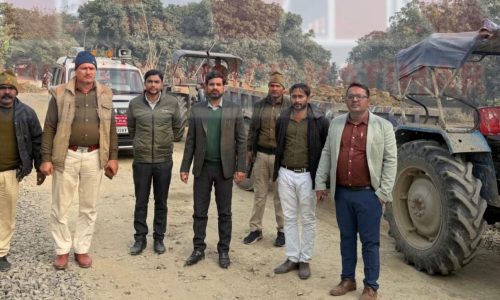मनिहारी में ईंट-भट्ठों पर जागरूकता अभियान, चार ट्रैक्टर जब्त, अवैध खनन पर कड़ी कार्रवाई
