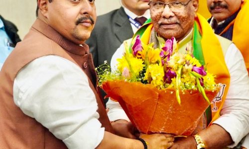 राष्ट्रीय अध्यक्ष नितिन नवीन को पूर्व उपमुख्यमंत्री ने दिया बधाई ।