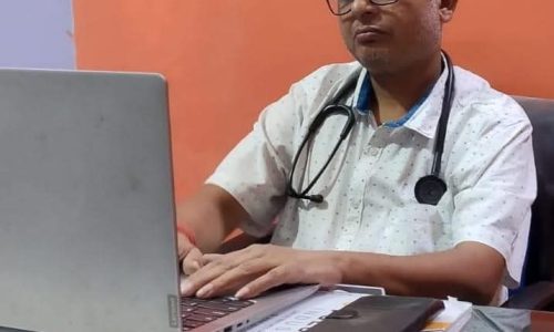 प्रभारी चिकित्सा पदाधिकारी  ने HWC  शिवानंदपुर के CHO और ANM को पुछा स्पष्टीकरण।