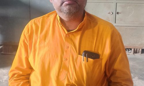 आर.एन.डी.वी.उच्च विद्यालय सोनौली के प्रभारी प्रधानाध्यापक शैलेश कुमार बनने से हर्ष -विद्यालय के शिक्षक- शिक्षकाओं ने गर्मजोशी से किया स्वागत